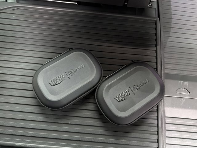 New 2026 Cadillac Escalade ESV Sport w/ Touring Package image 38