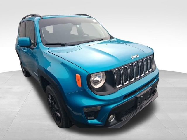 Used 2020 Jeep Renegade Latitude w/ Cold Weather Group image 14