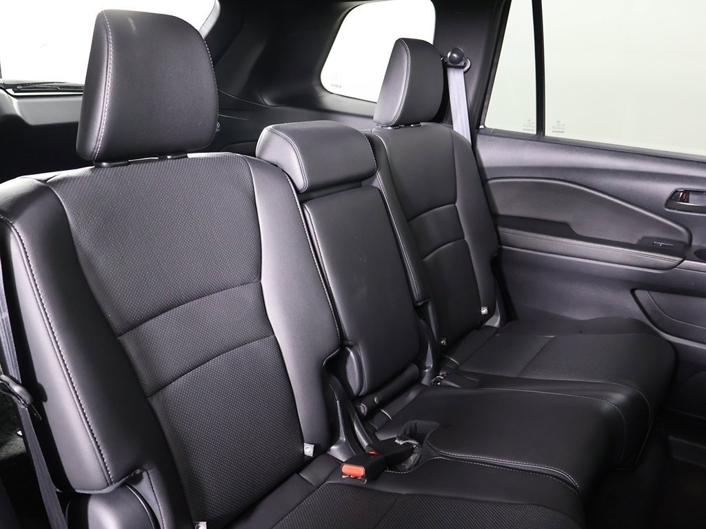 Used 2024 Honda Passport EX-L image 32