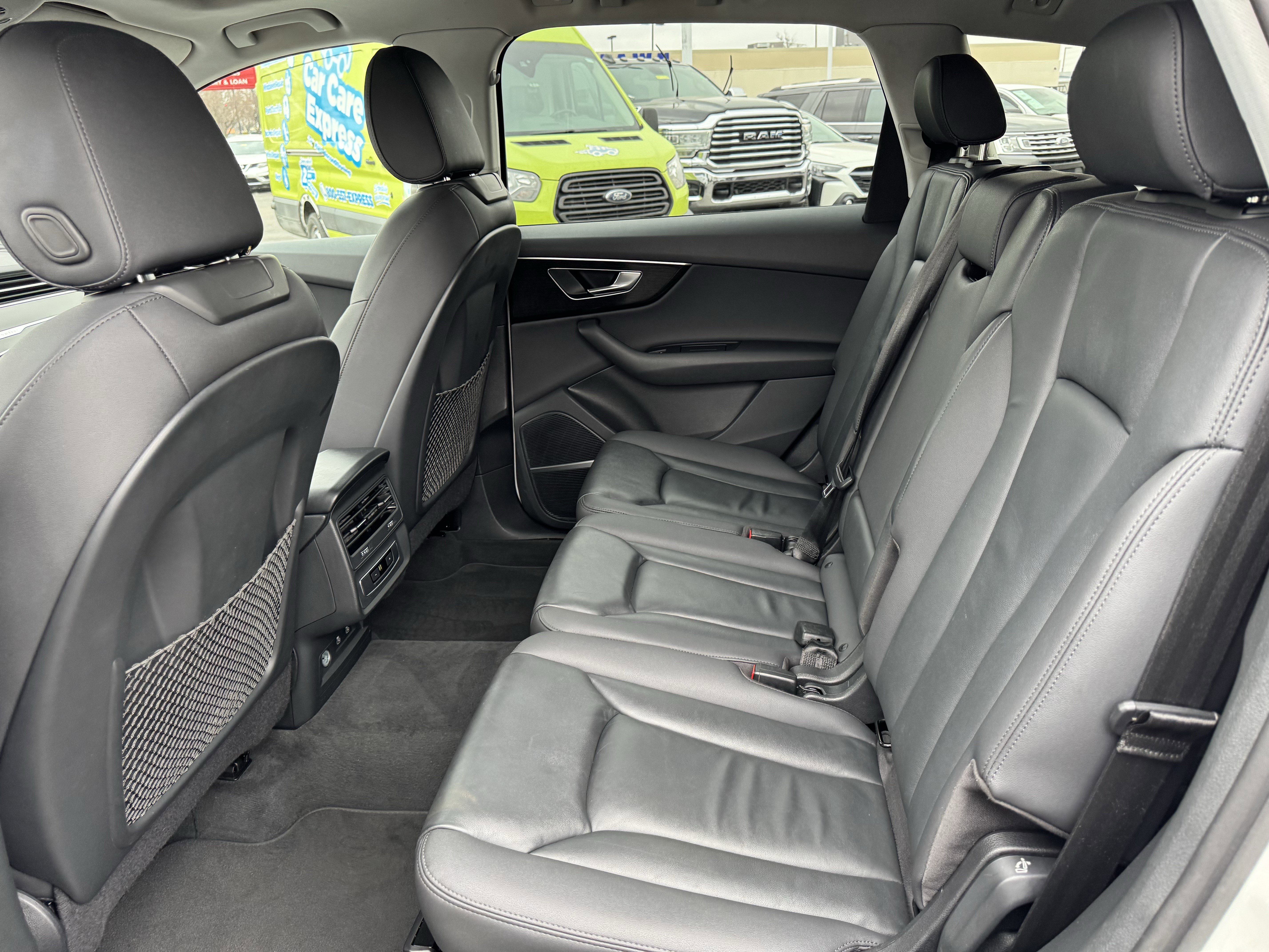 Used 2022 Audi Q7 Premium Plus image 36