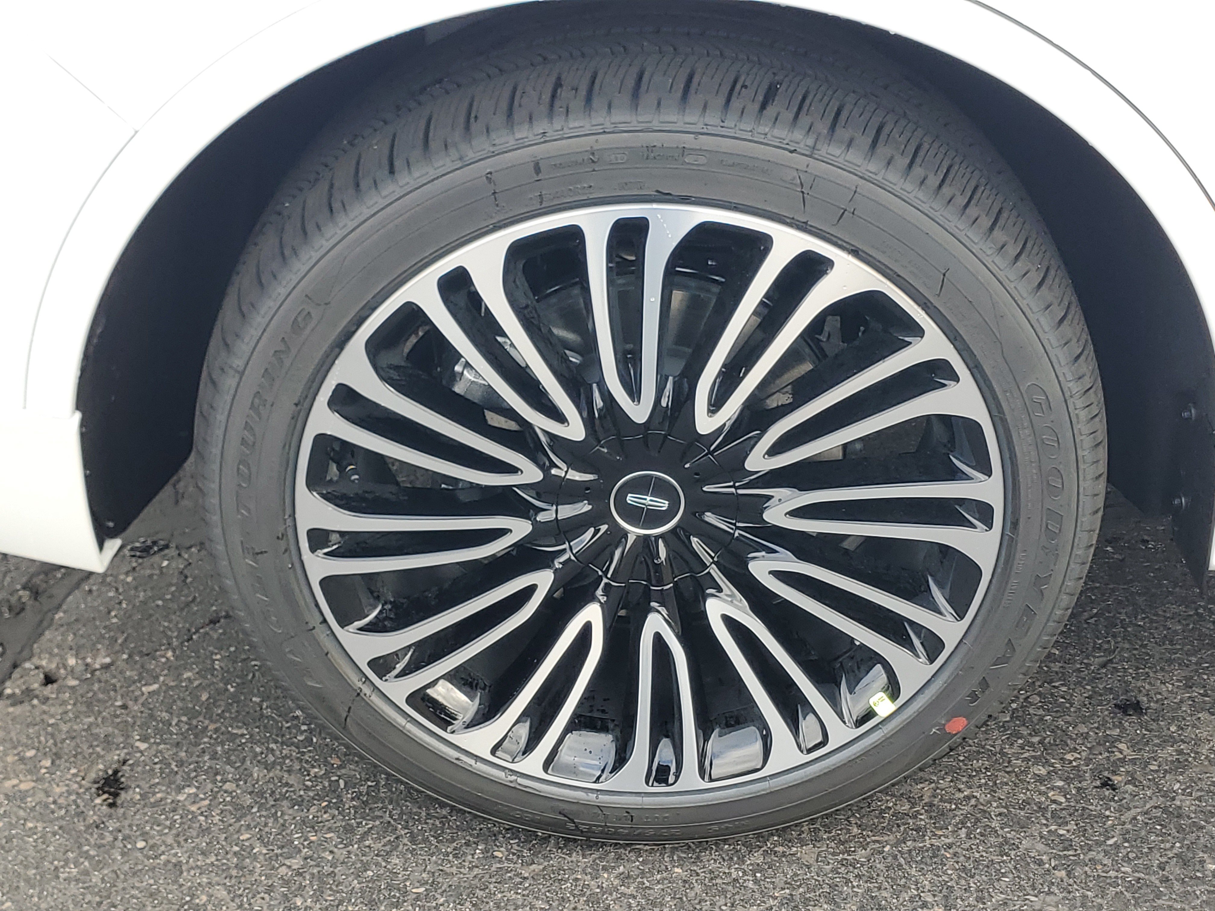 New 2026 Lincoln Aviator Black Label AWD/4WD image 5
