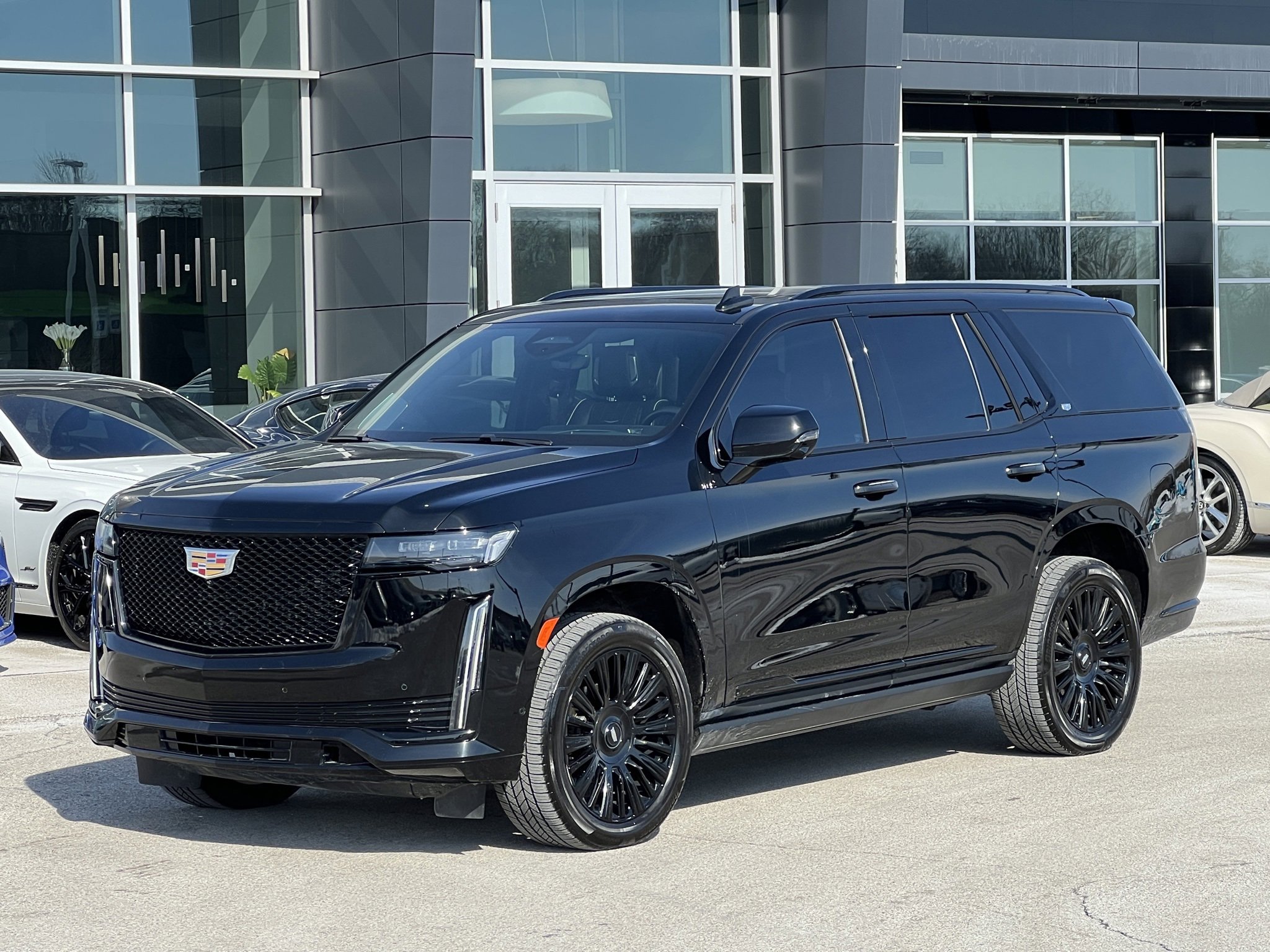 Used 2022 Cadillac Escalade Sport Platinum w/ Heavy-Duty Trailer Package image 1