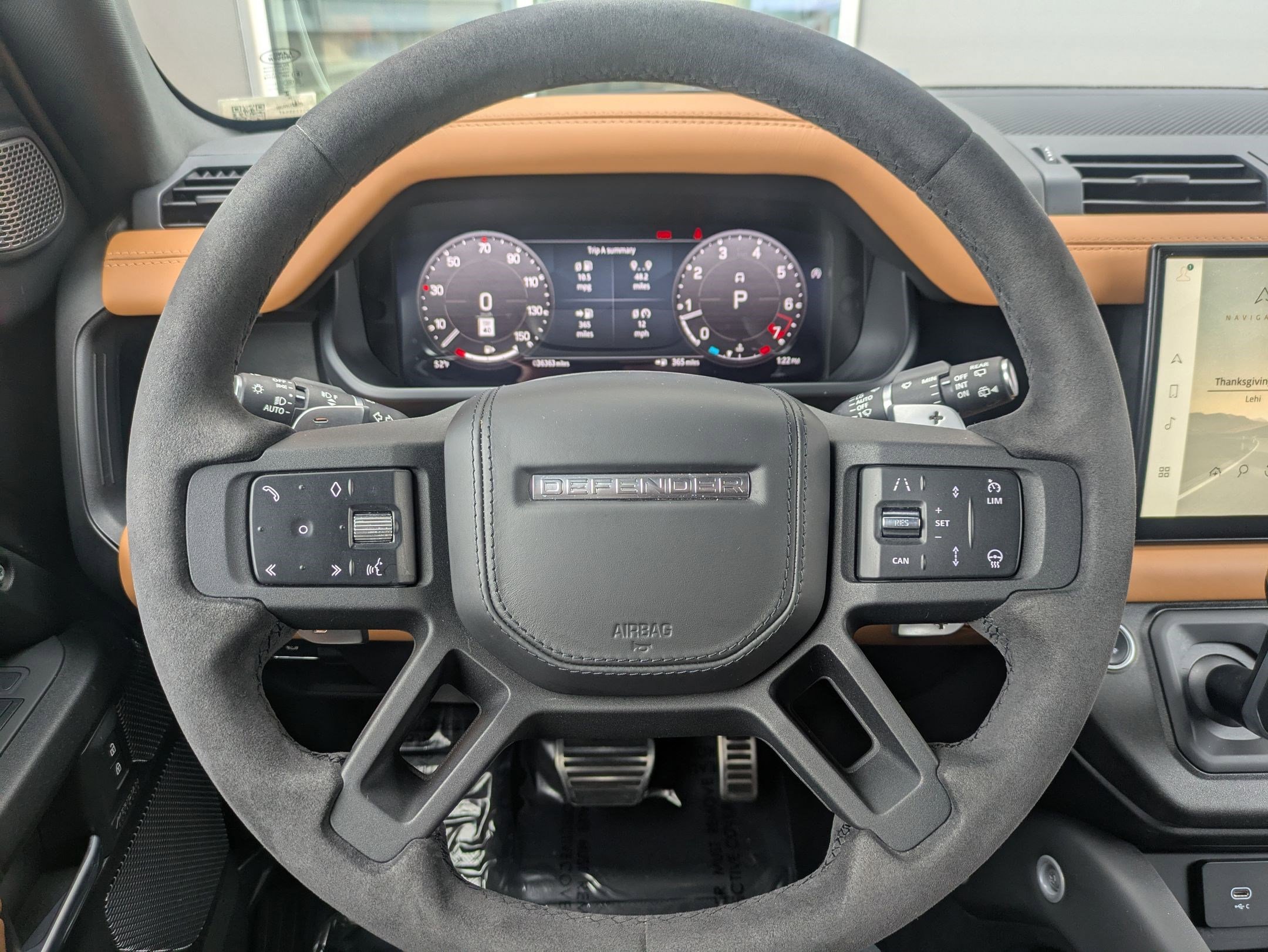 Certified 2023 Land Rover Defender 110 image 15