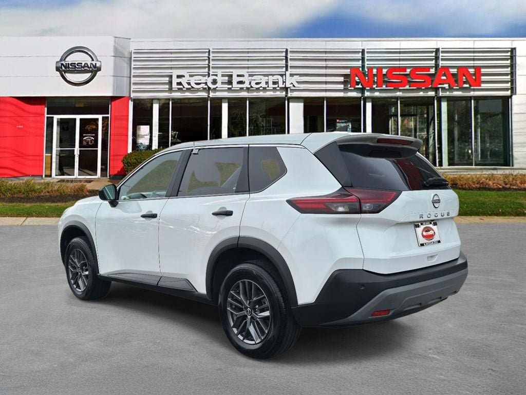 Used 2023 Nissan Rogue S FWD image 6