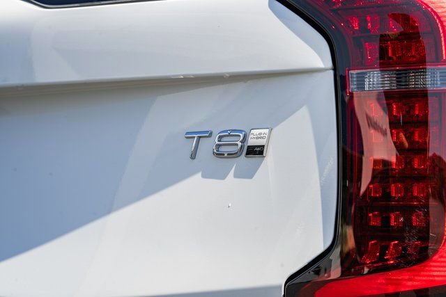 Used 2026 Volvo XC90 T8 Plus w/ Protection Package Premier image 7