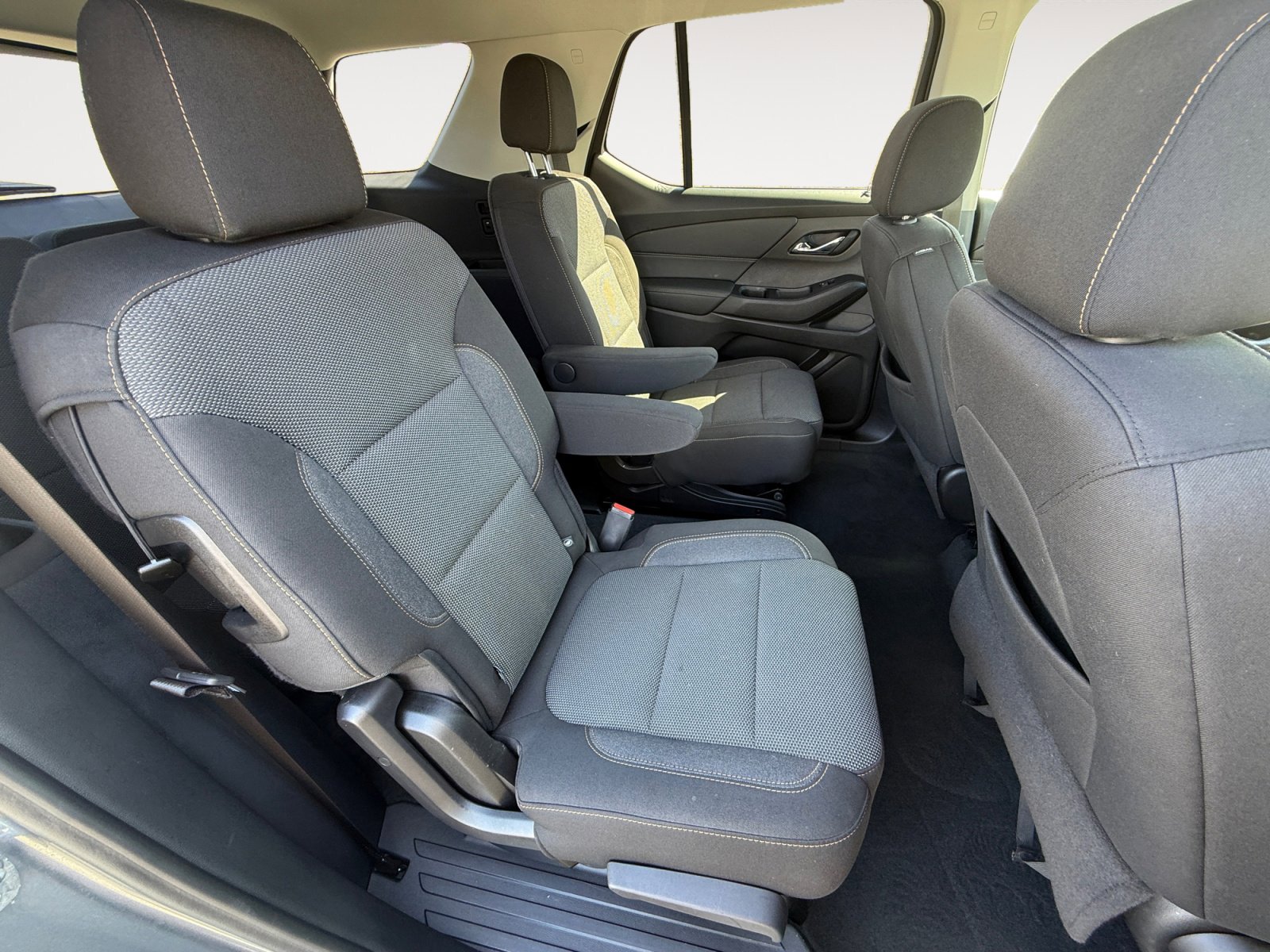 Used 2020 Chevrolet Traverse LT w/ LPO, Cargo Package image 18