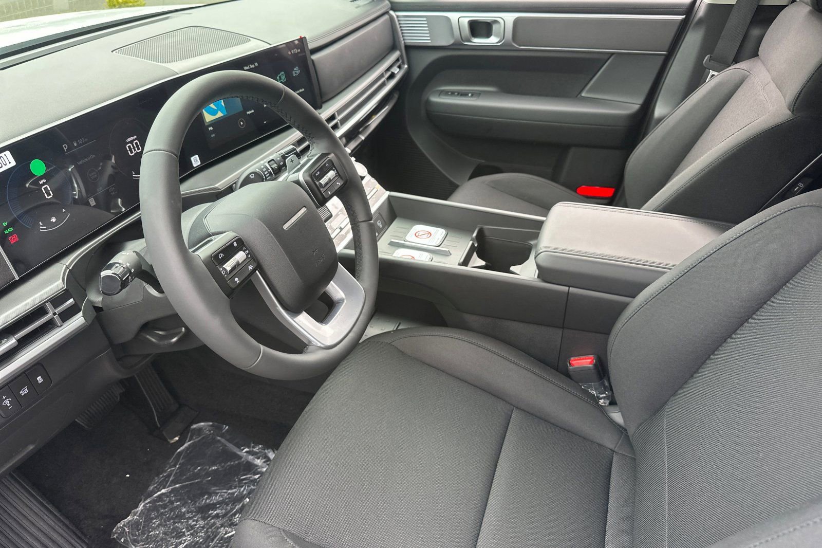 New 2026 Hyundai Santa Fe SE image 10