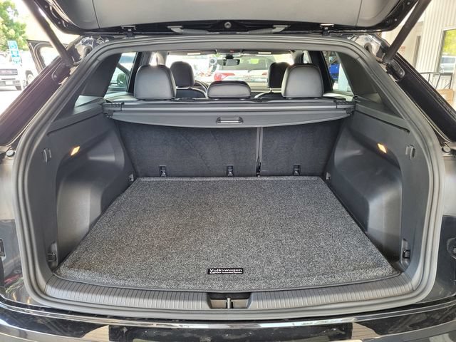 Used 2020 Volkswagen Atlas Cross Sport SEL AWD/4WD image 26