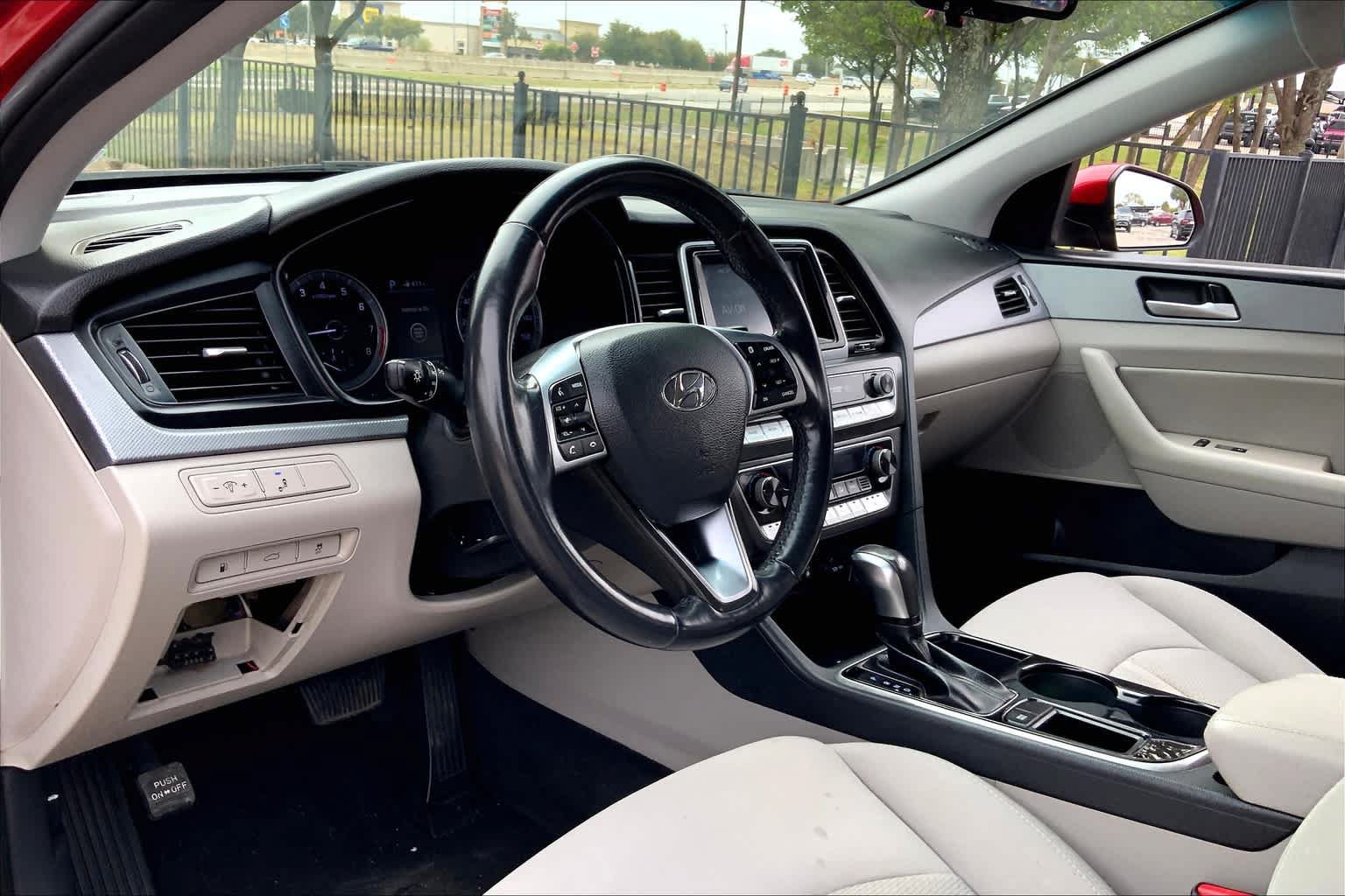 Used 2019 Hyundai Sonata SEL FWD image 15