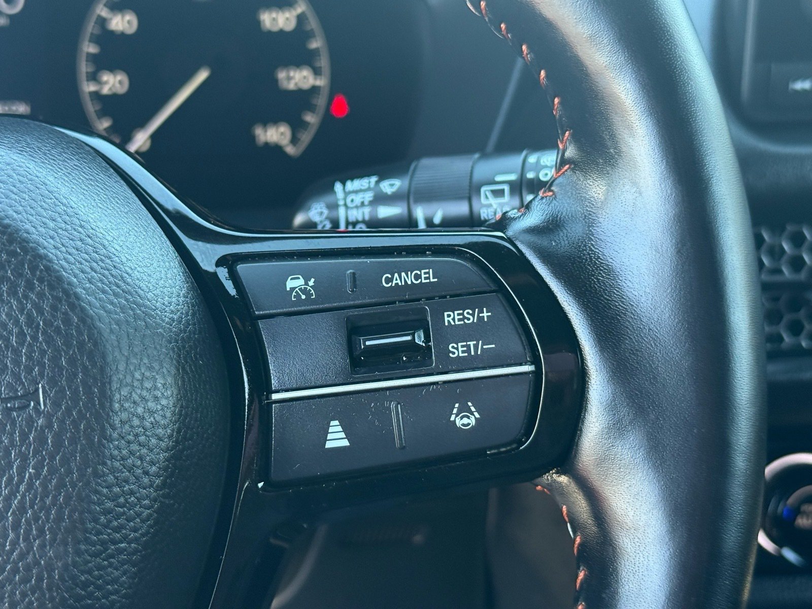Used 2025 Honda HR-V Sport image 18