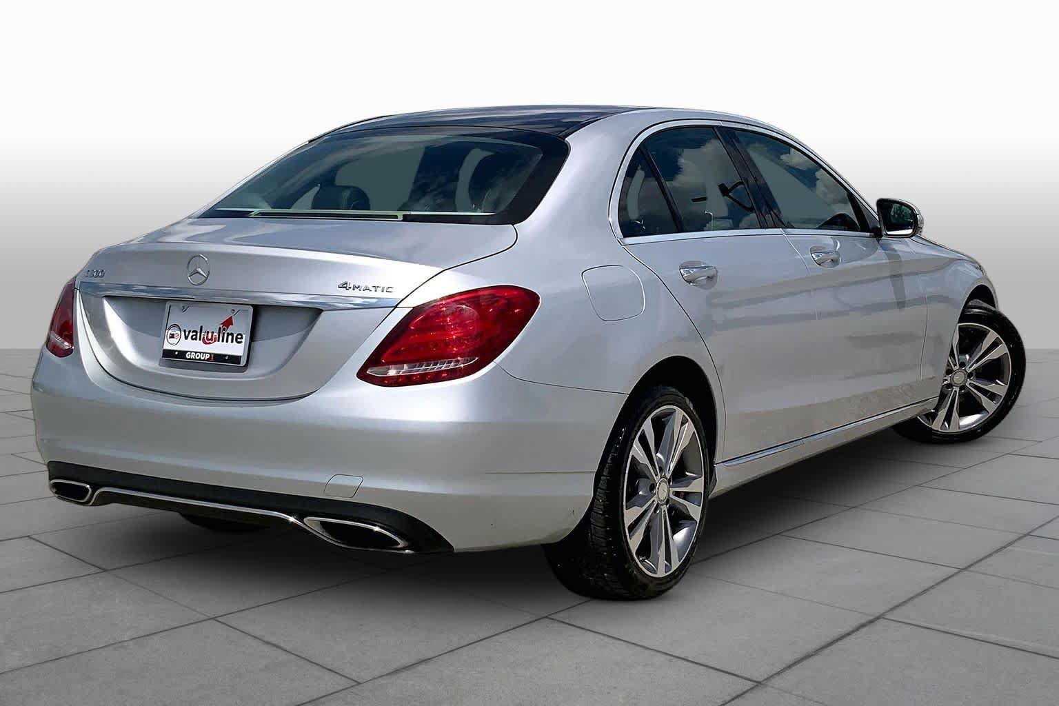 Used 2015 Mercedes-Benz C 300 4MATIC Sedan image 13