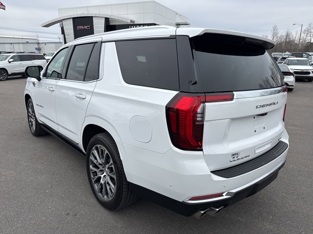 Used 2025 GMC Yukon Denali w/ Denali Reserve Package image 3