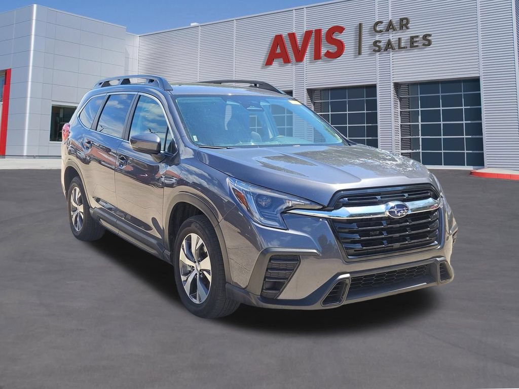 Used 2025 Subaru Ascent Premium AWD/4WD image 9