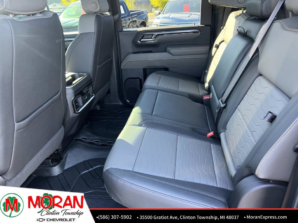 Certified 2024 Chevrolet Silverado 2500 ZR2 w/ LPO, Dark Essentials Package AWD/4WD image 15