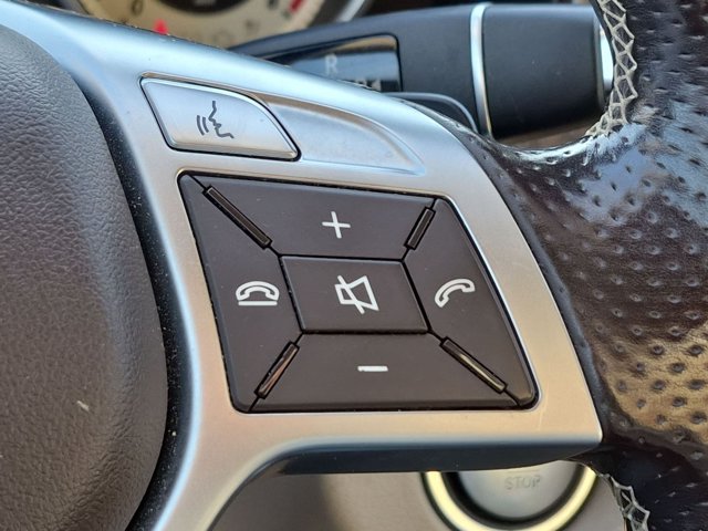 Used 2014 Mercedes-Benz E 350 4MATIC Sedan image 12