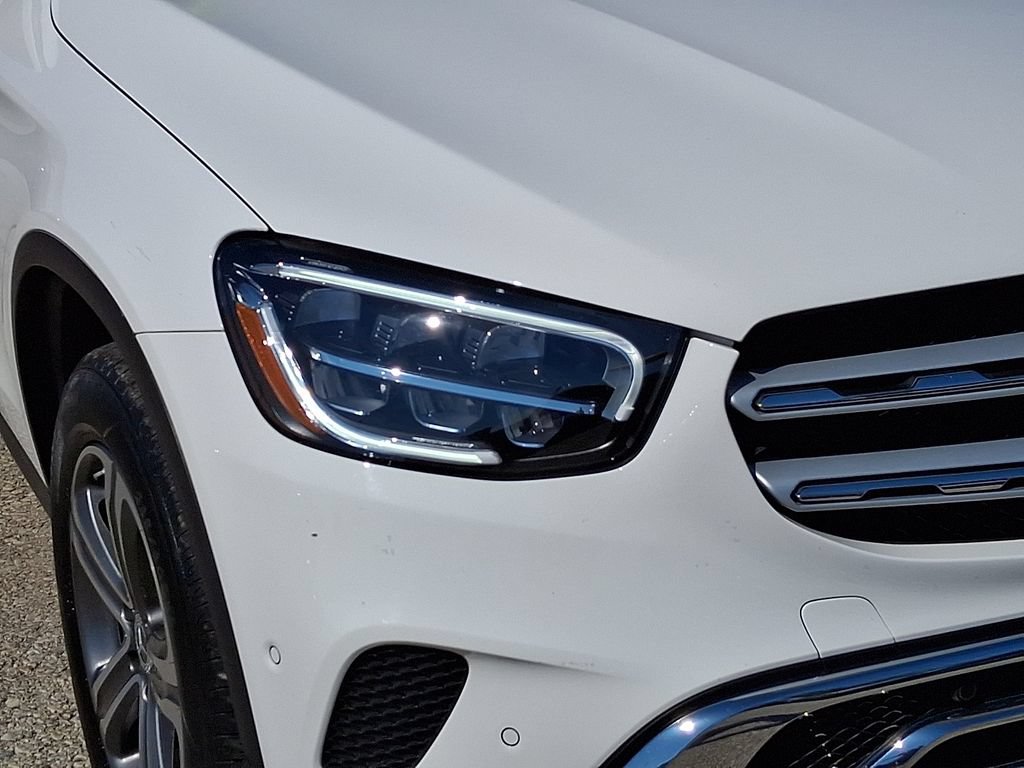 Used 2021 Mercedes-Benz GLC 300 4MATIC image 9