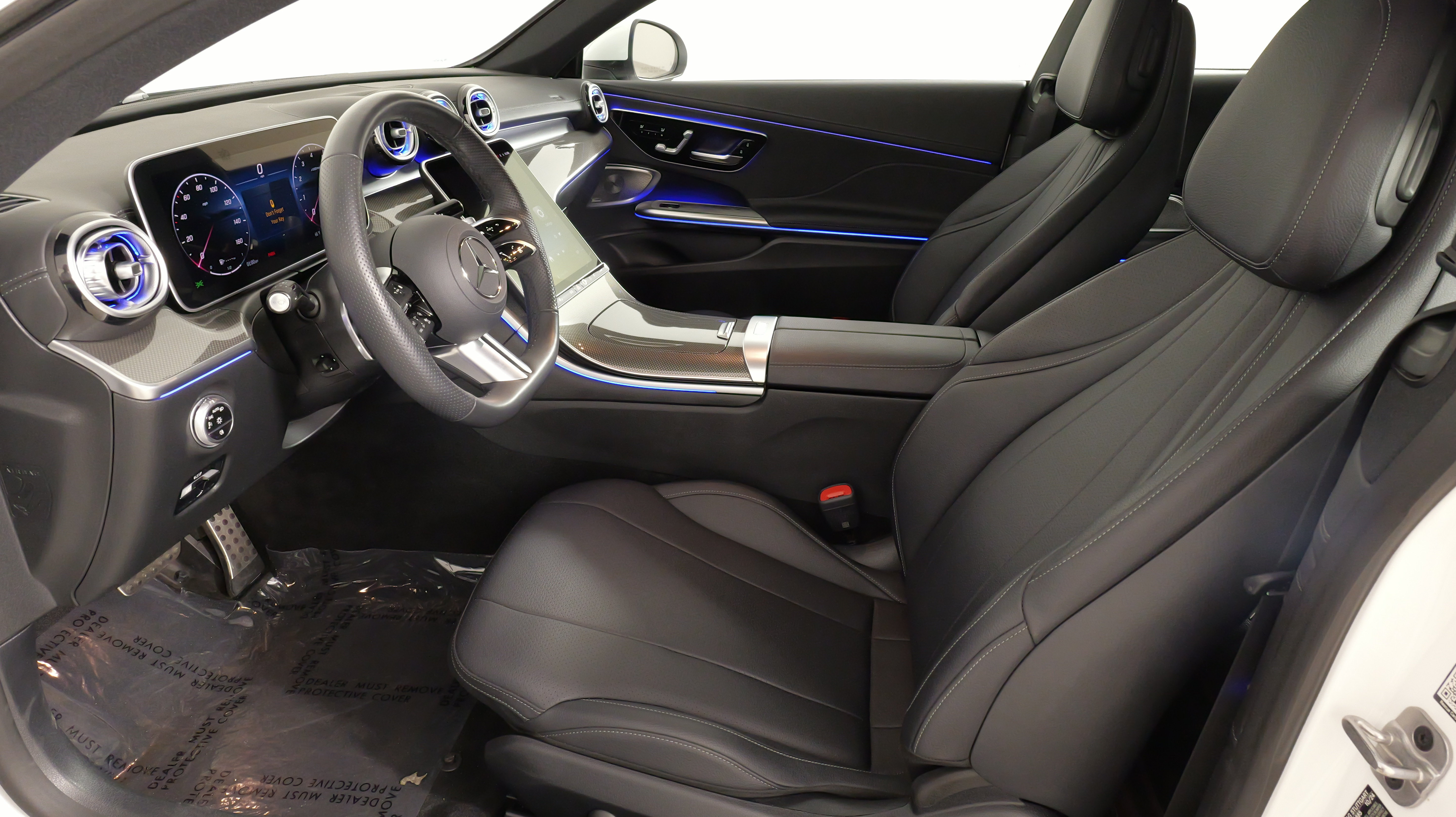 Used 2025 Mercedes-Benz CLE 300 4MATIC Coupe w/ AMG Line image 32