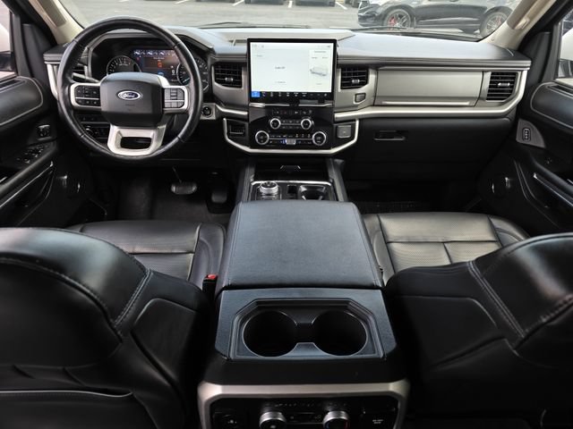 Certified 2024 Ford Expedition XLT AWD/4WD image 8