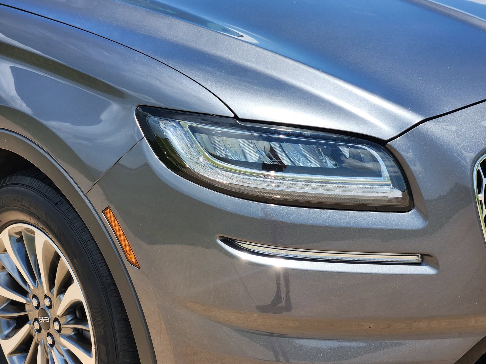 Used 2021 Lincoln Nautilus Reserve AWD/4WD image 11