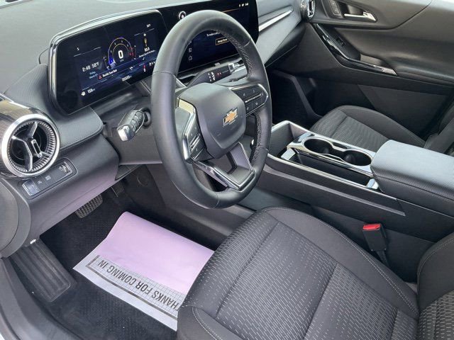 Used 2025 Chevrolet Equinox LT FWD image 14