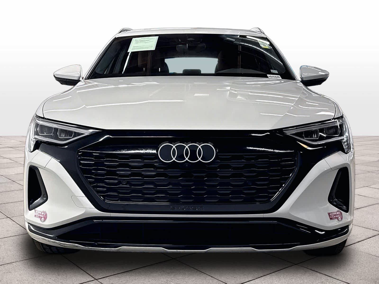 Used 2024 Audi Q8 e-tron Premium Plus AWD/4WD image 6