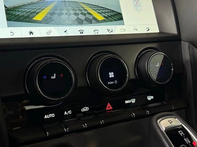Certified 2024 Jaguar F-TYPE R image 32