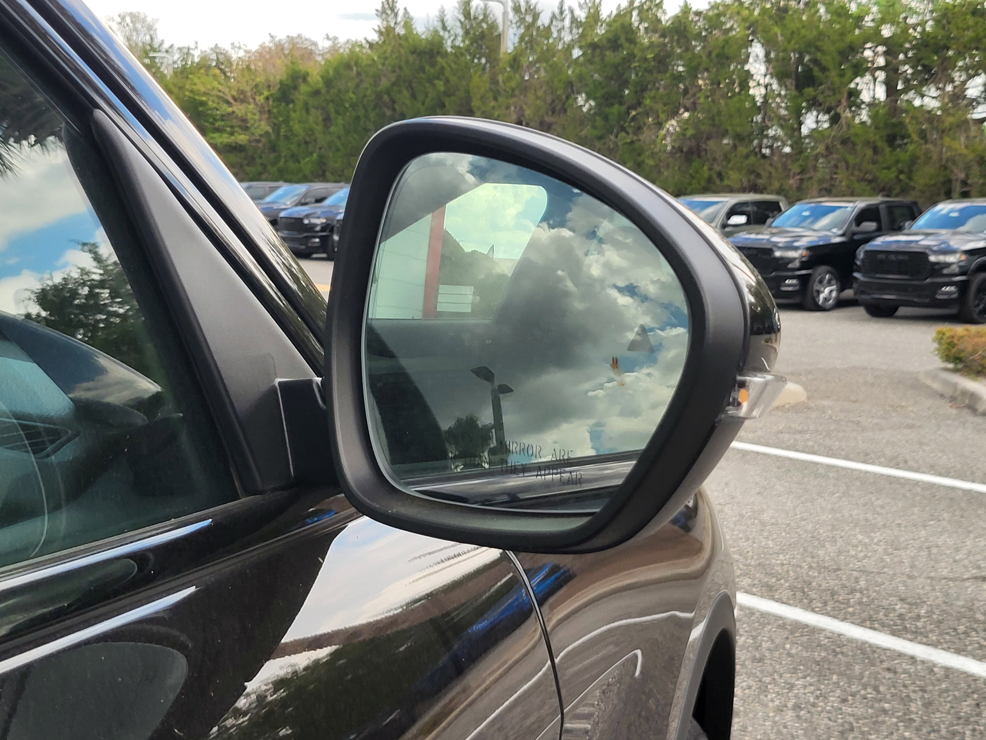 New 2025 Alfa Romeo Stelvio Sprint image 31