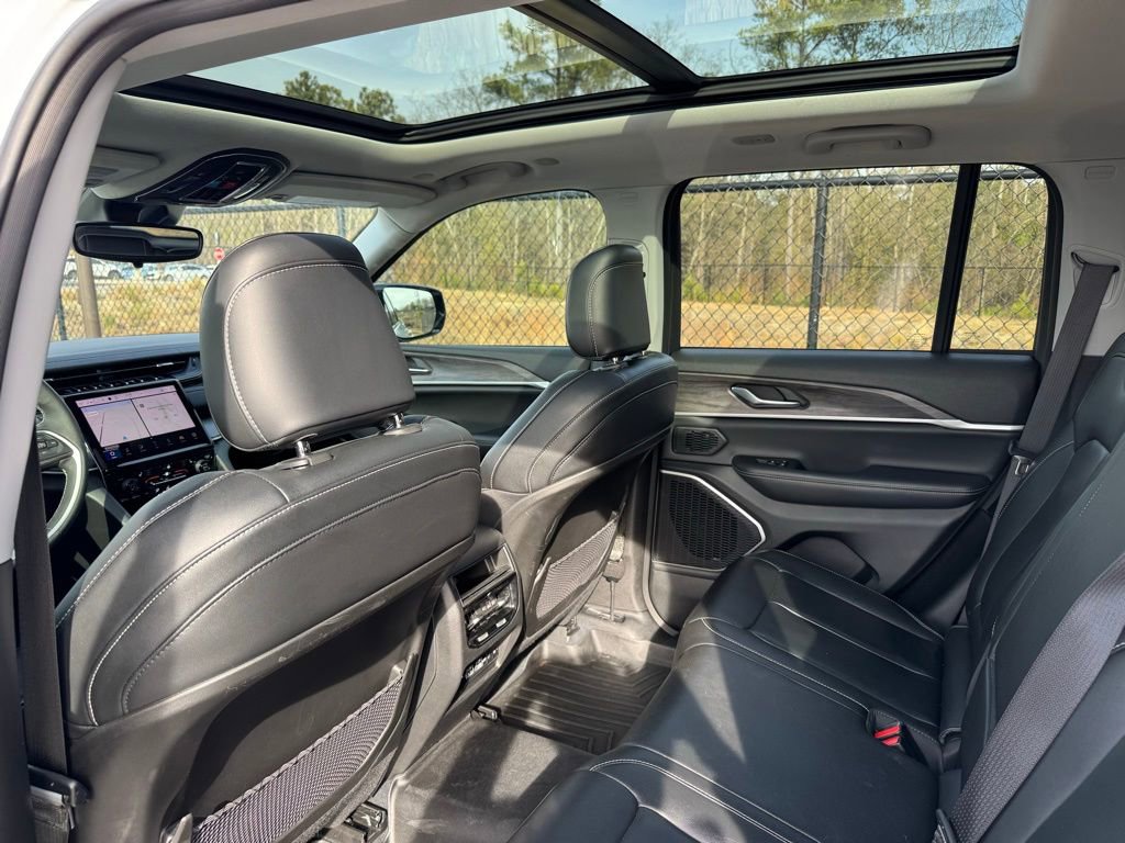 Used 2022 Jeep Grand Cherokee Limited 4xe image 24