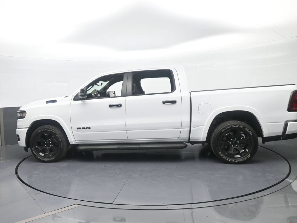 Used 2025 RAM 1500 Big Horn AWD/4WD image 3