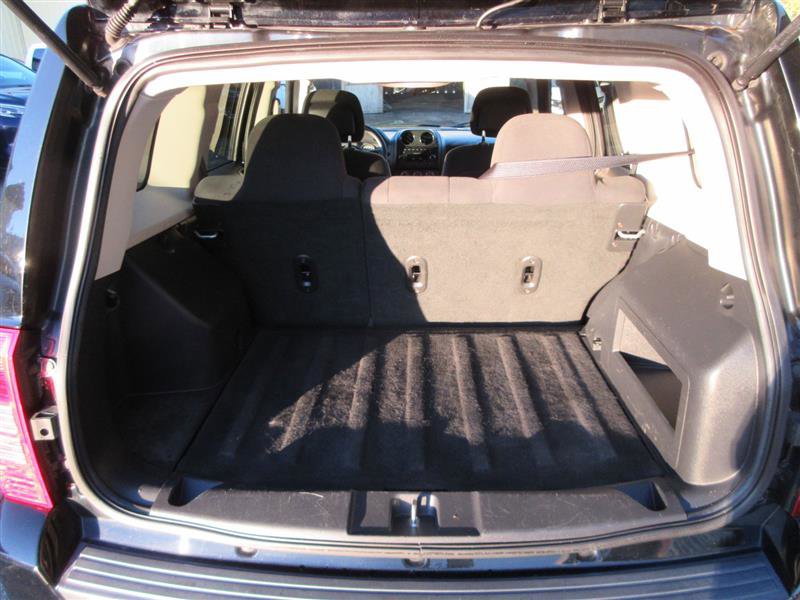 Used 2015 Jeep Patriot Sport w/ Power Value Group image 4