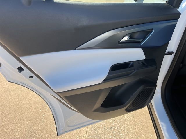 New 2026 Chevrolet Equinox EV LT w/ Convenience Package II image 31