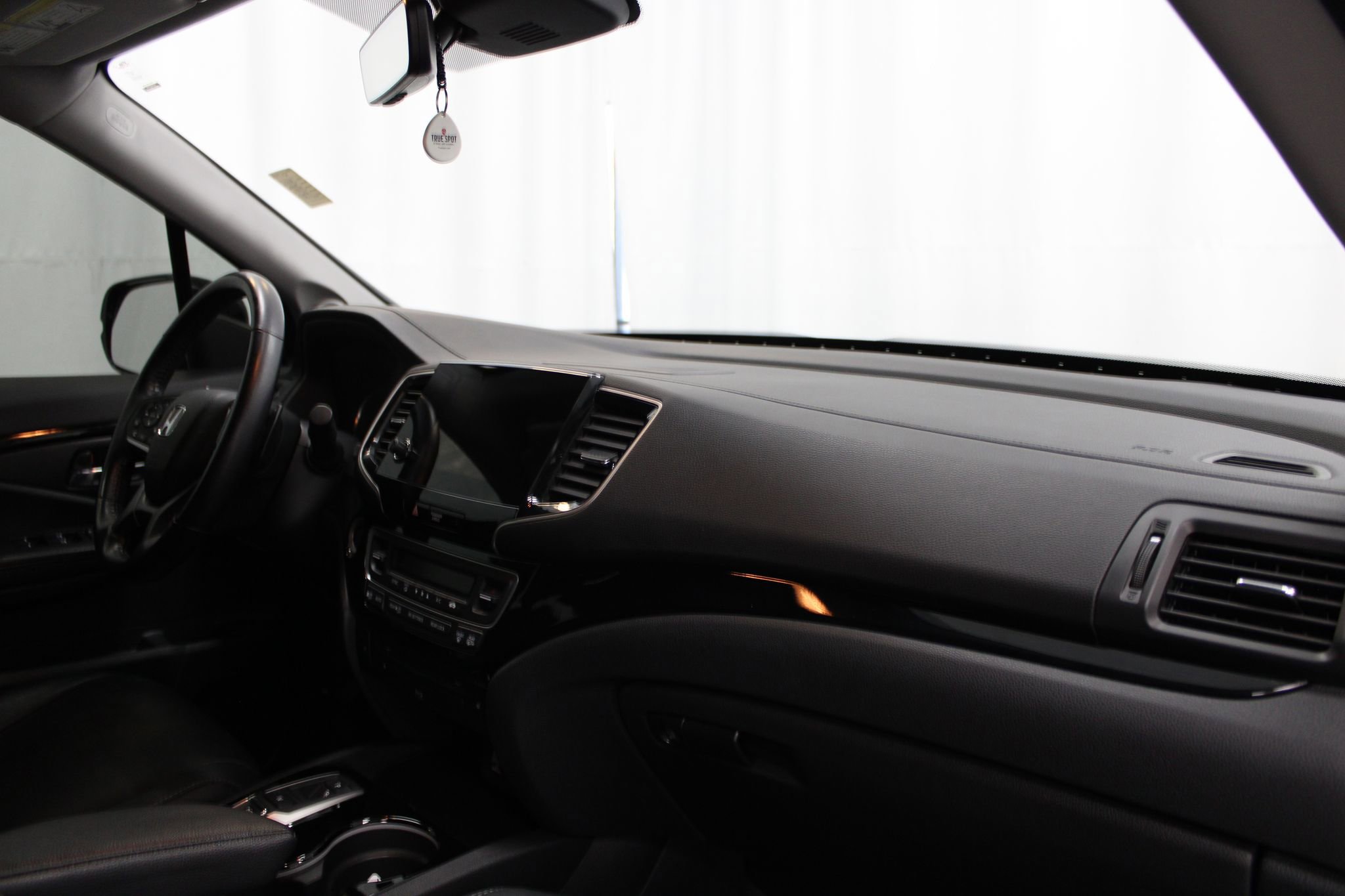 Used 2021 Honda Pilot Touring image 28