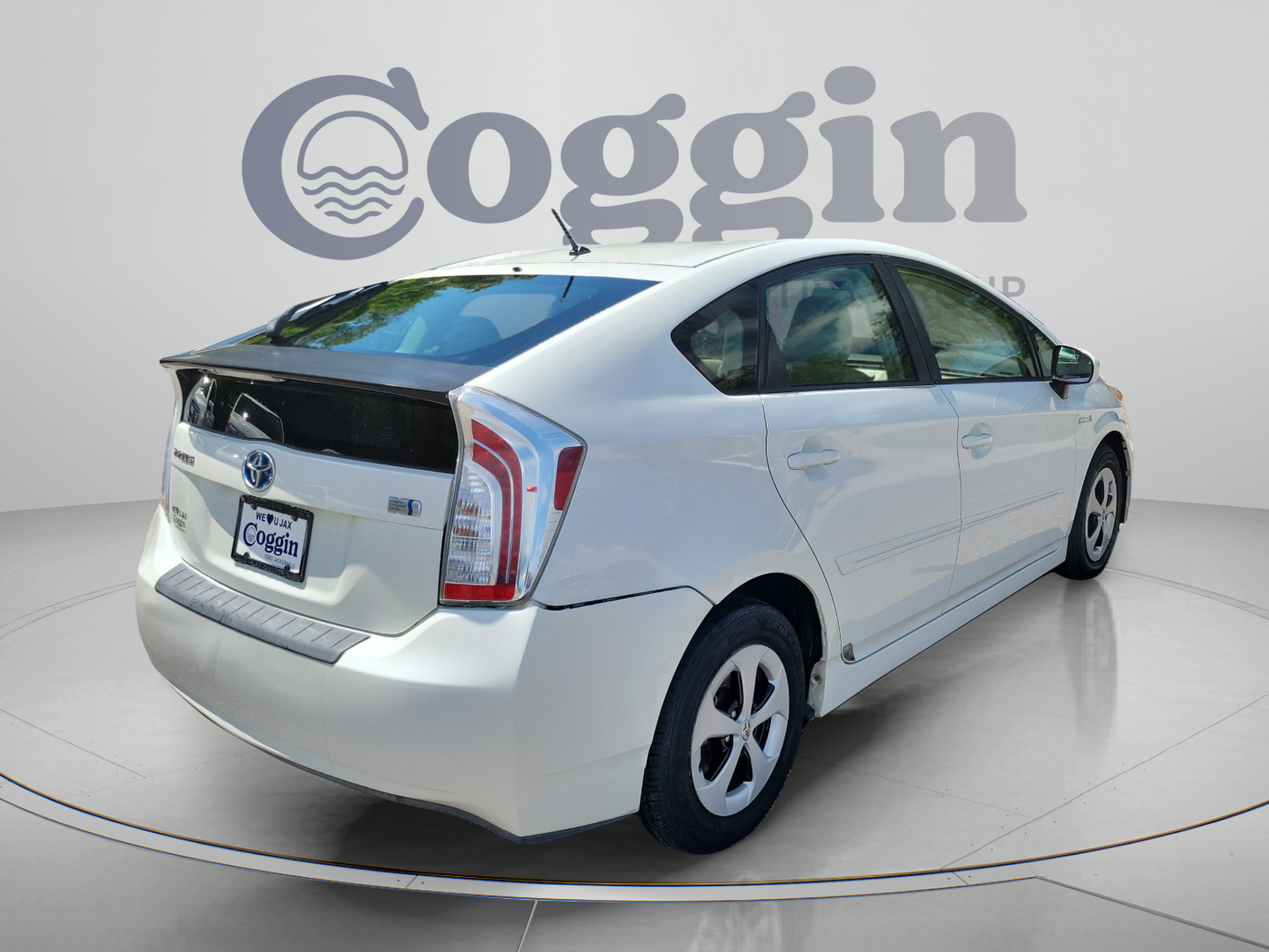 Used 2012 Toyota Prius Two FWD image 3