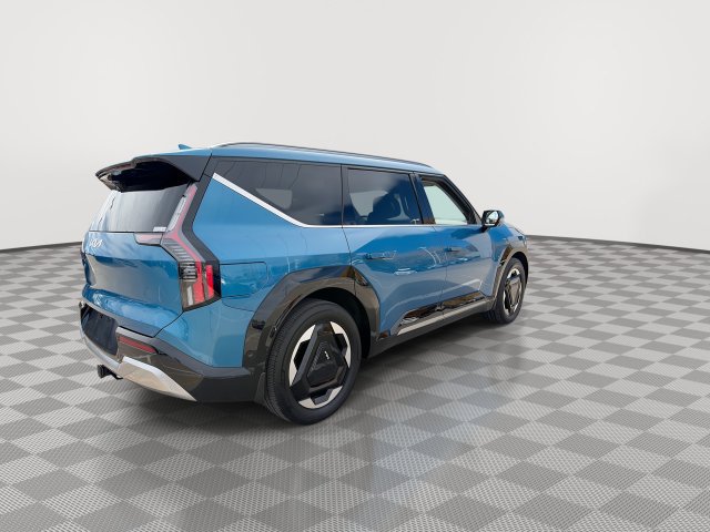 Certified 2024 Kia EV9 Land AWD/4WD image 12