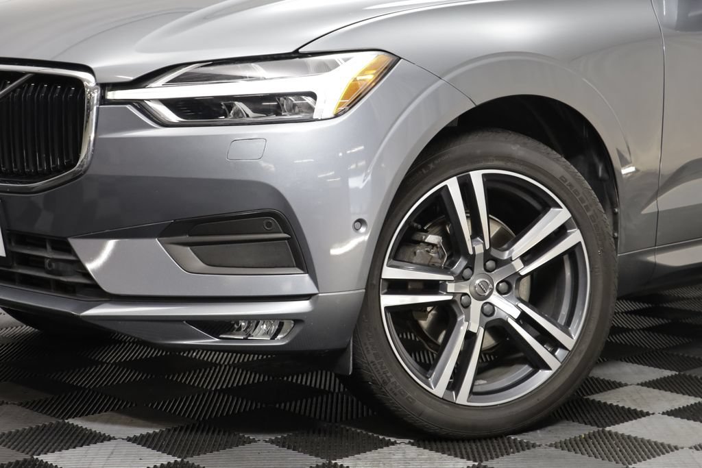 Used 2019 Volvo XC60 T5 Momentum w/ Advanced Package AWD/4WD image 3
