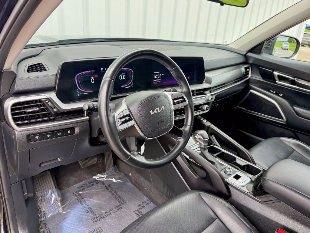 Used 2025 Kia Telluride S AWD/4WD image 10