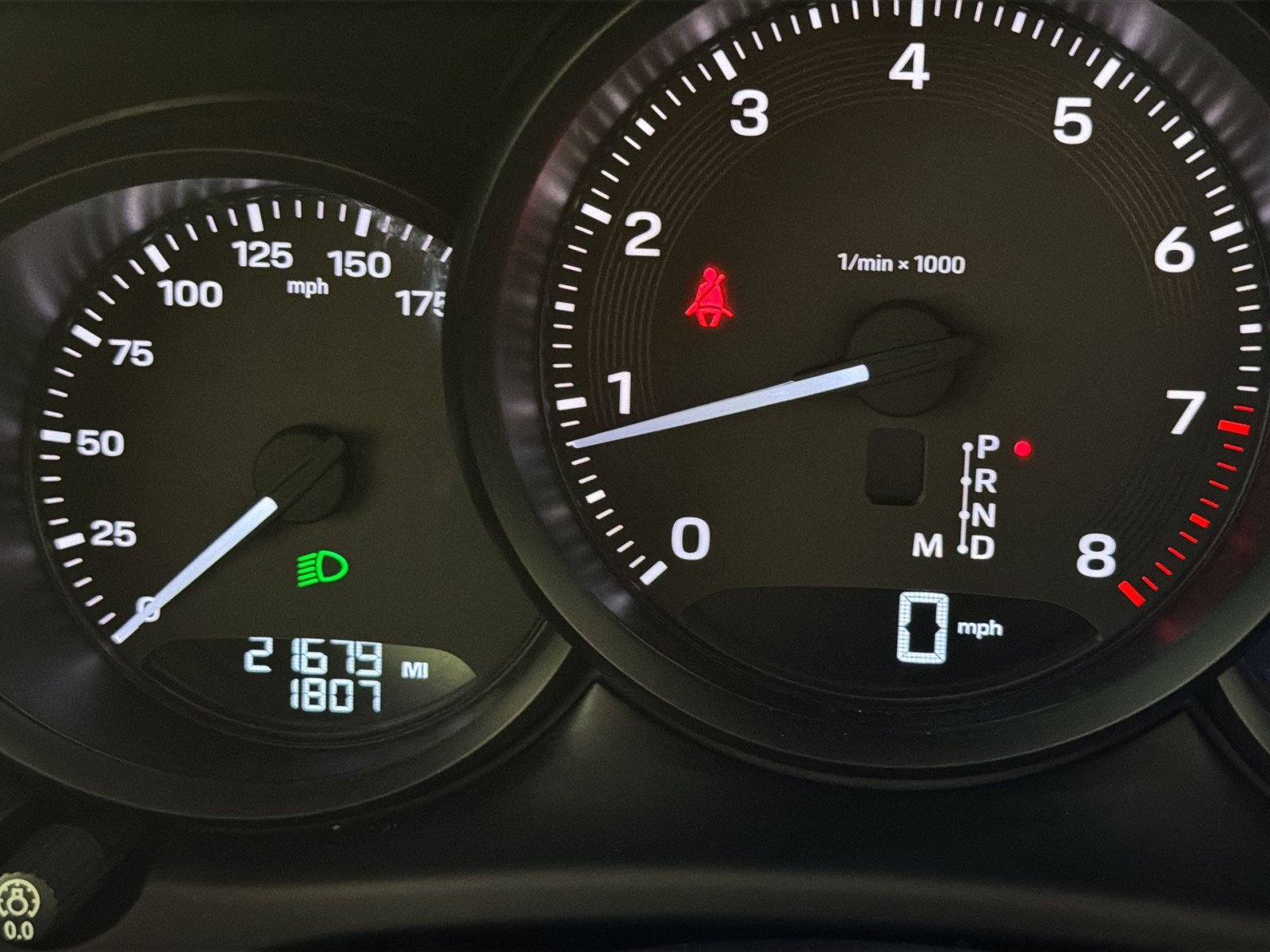 Used 2024 Porsche Macan Turbo AWD/4WD image 17
