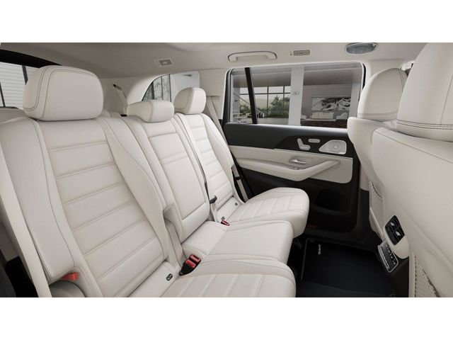 New 2026 Mercedes-Benz GLS 450 4MATIC image 5