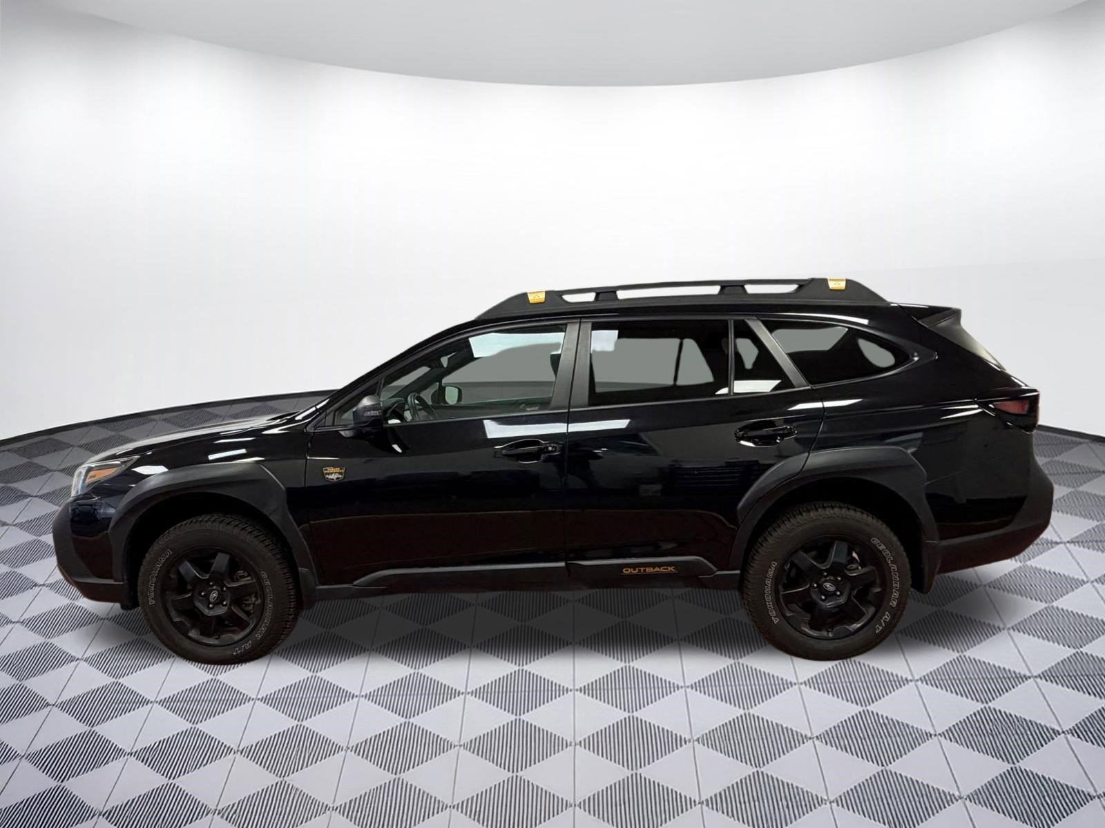 Used 2022 Subaru Outback Wilderness image 2
