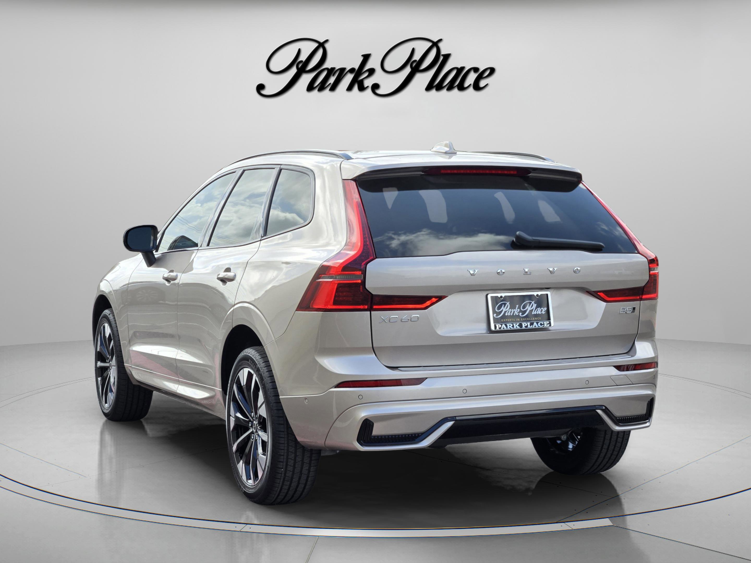 New 2026 Volvo XC60 B5 Plus w/ Protection Package Premier image 3