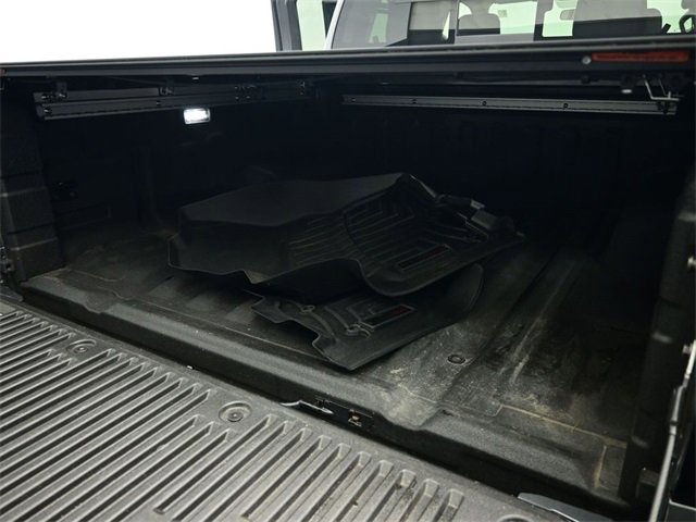 Used 2024 Nissan Frontier SV w/ SV Convenience Package image 48