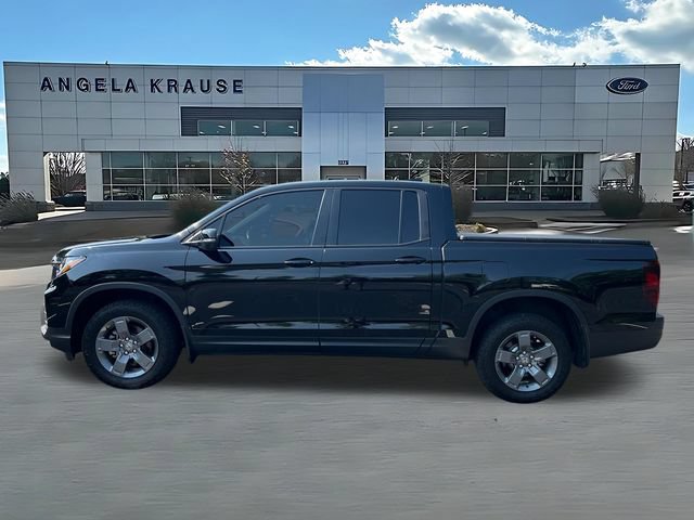 Used 2025 Honda Ridgeline TrailSport image 4