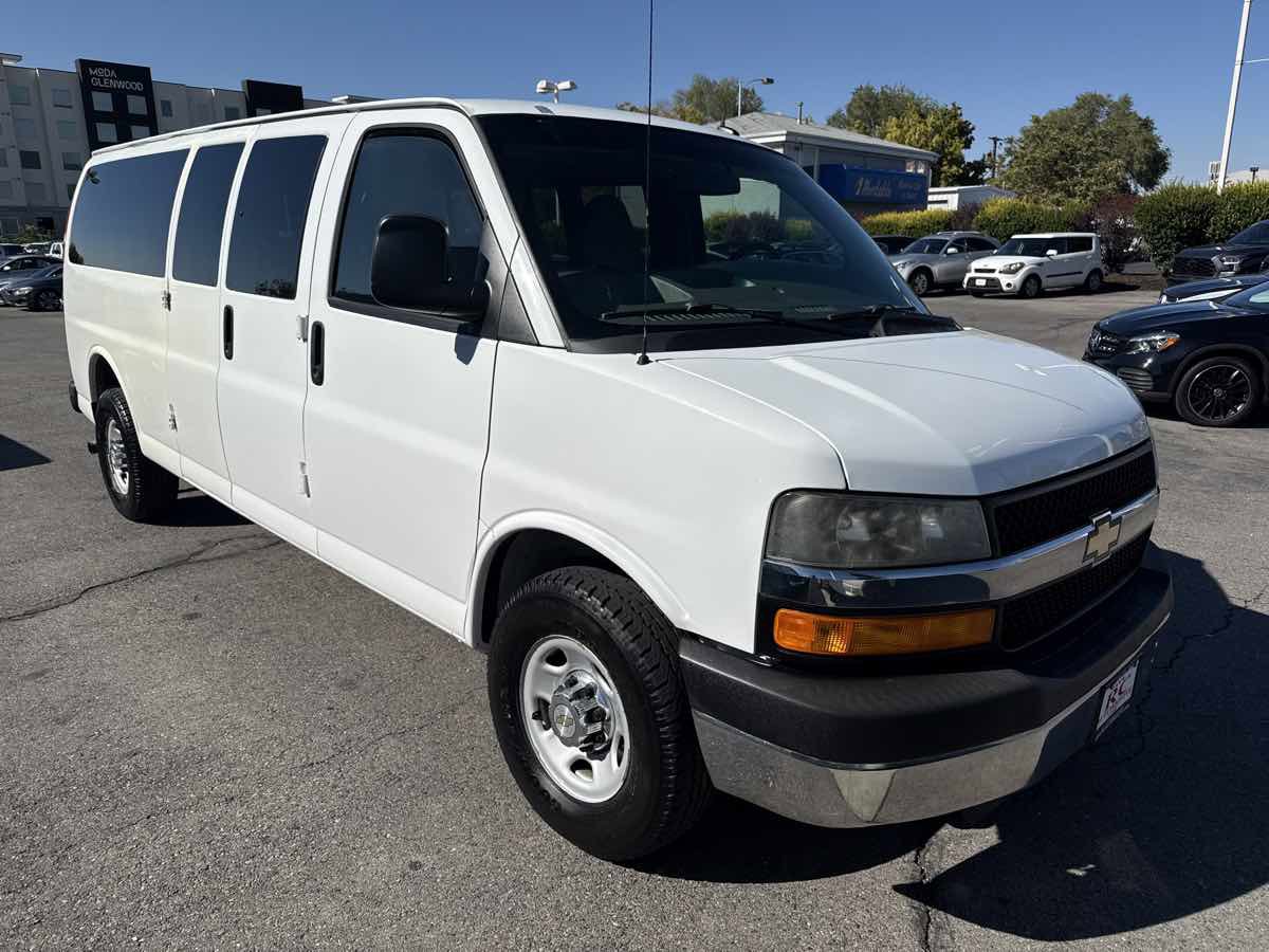 Used 2013 Chevrolet Express 3500 LT w/ LT Preferred Equipment Group image 4