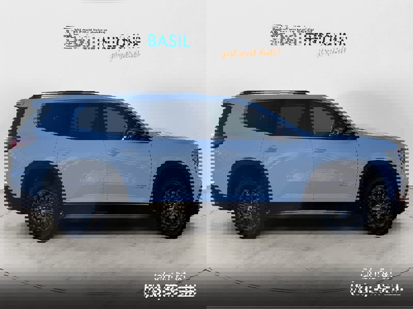 Used 2025 GMC Acadia Elevation image 6