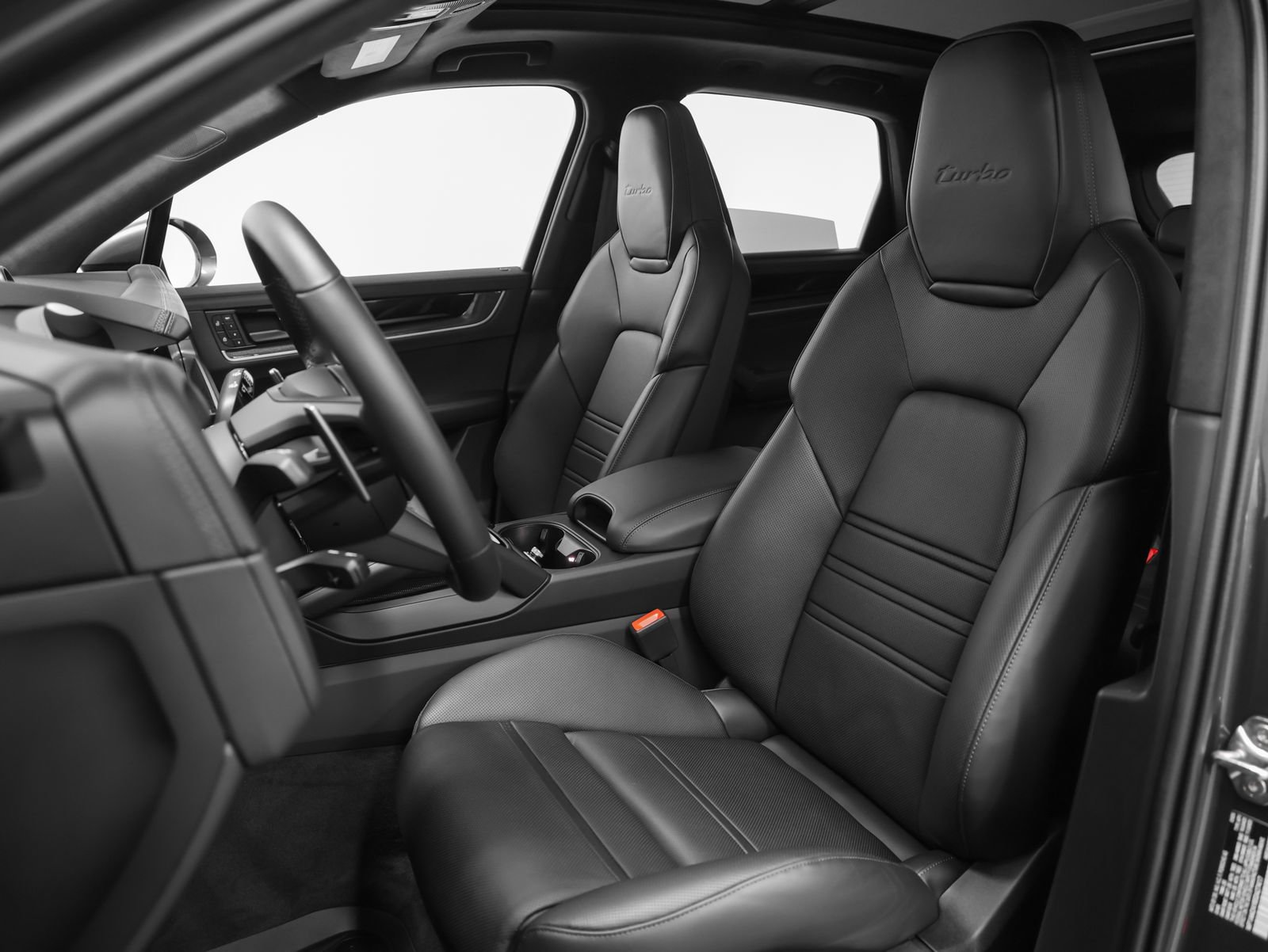 Used 2025 Porsche Cayenne Turbo AWD/4WD image 61