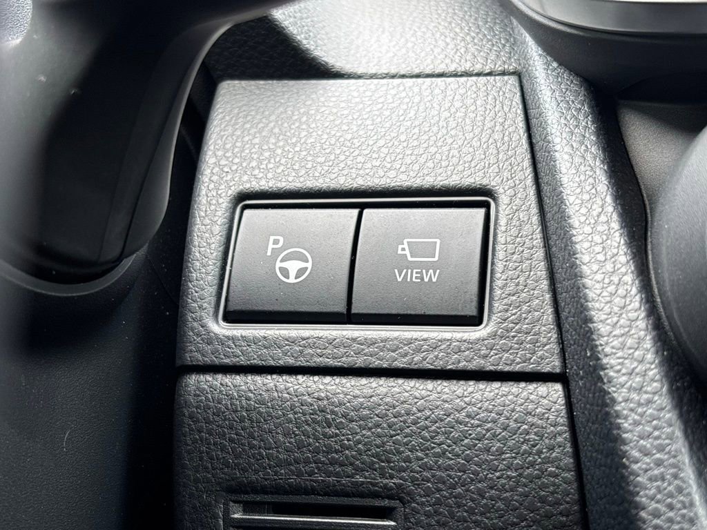 Used 2024 Toyota Prius Prime Premium w/ Advanced Technology Package image 24