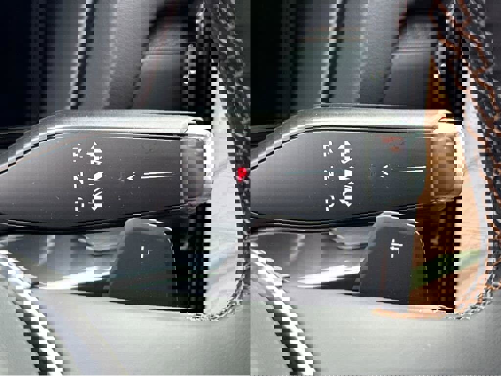 New 2026 GMC Terrain AT4 w/ Convenience Package III image 22