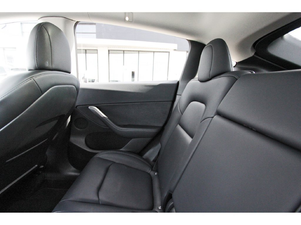 Used 2022 Tesla Model Y Performance AWD/4WD image 12