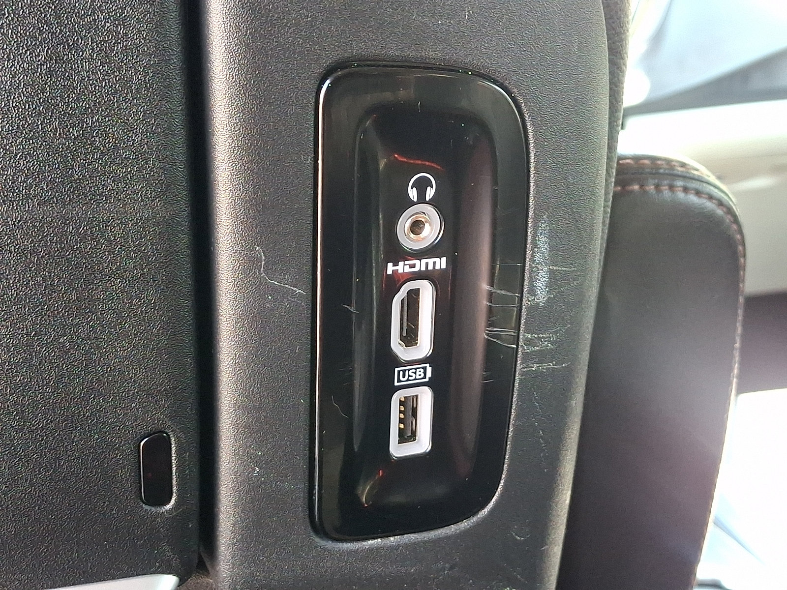 Certified 2020 Chrysler Pacifica Touring-L Plus FWD image 12