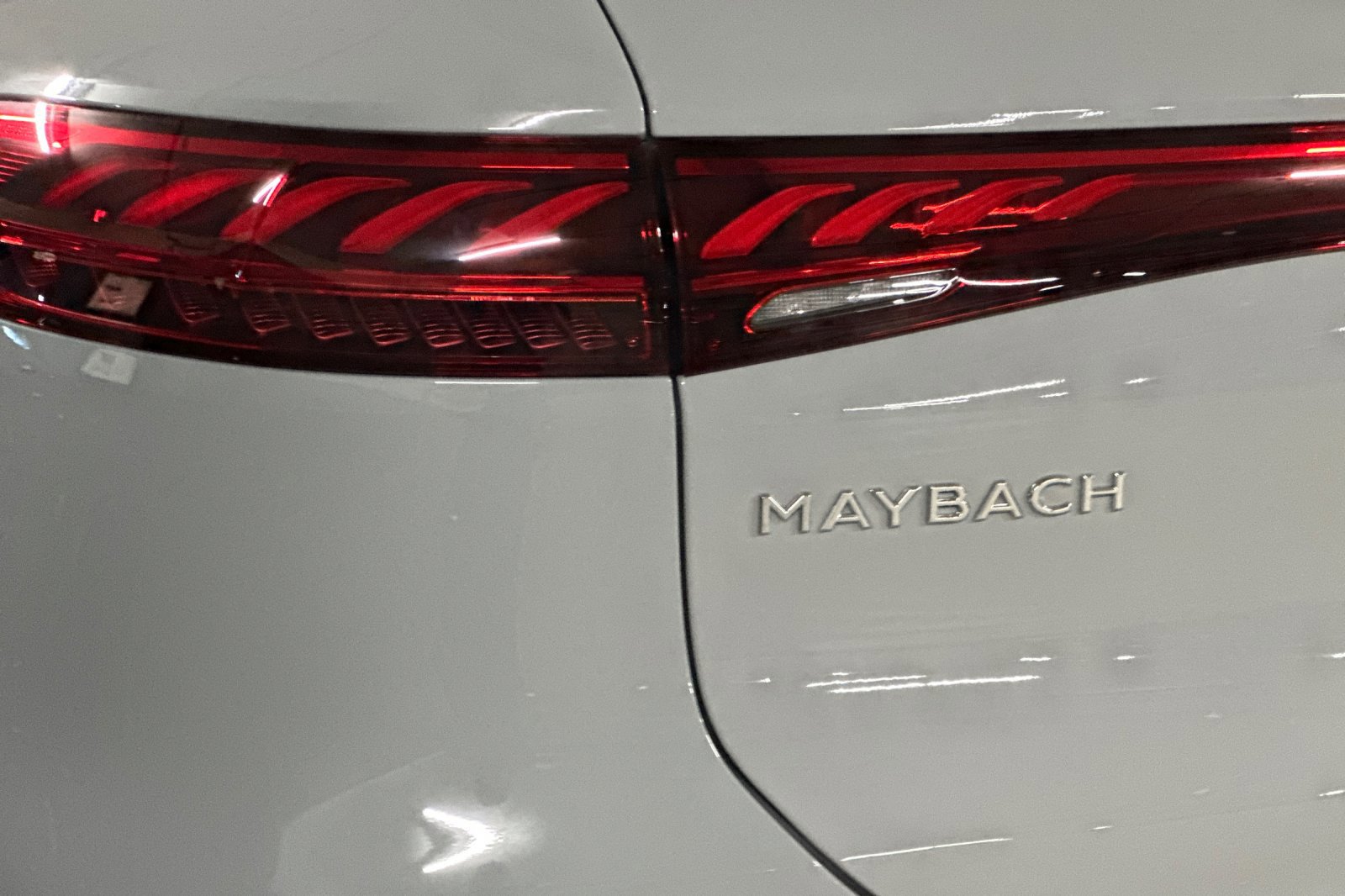 New 2025 Mercedes-Benz Maybach EQS 680 4MATIC image 12